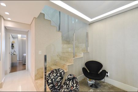 Apartamento à venda com 192m², 4 quartos e 3 vagas Apartamento à venda com 192m², 4 quartos e 3 vagasAcesso à cobertura