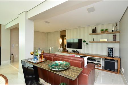 Apartamento à venda com 192m², 4 quartos e 3 vagas Apartamento à venda com 192m², 4 quartos e 3 vagasSala Cobertura