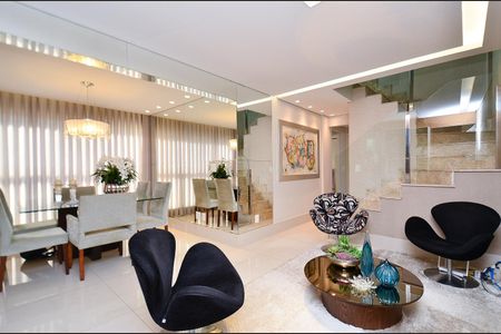 Apartamento à venda com 192m², 4 quartos e 3 vagas Apartamento à venda com 192m², 4 quartos e 3 vagasSala