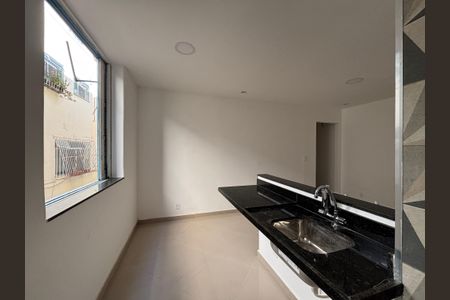 Apartamento à venda com 47m², 1 quarto e sem vaga Apartamento à venda com 47m², 1 quarto e sem vagaCozinha e Área de Serviço