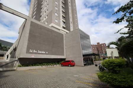 Apartamento para alugar com 72m², 3 quartos e 2 vagasFachada