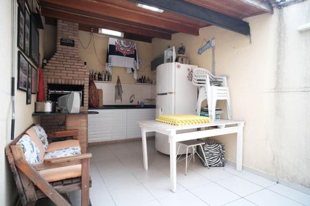 Casa à venda com 135m², 2 quartos e 4 vagasÁrea gourmet