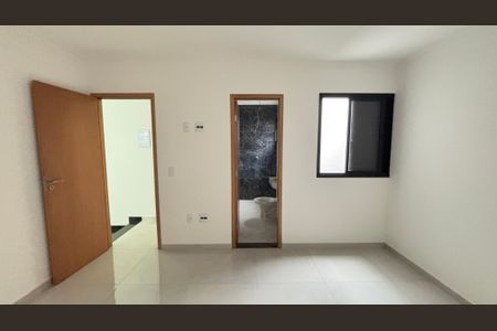 Casa à venda com 110m², 2 quartos e 2 vagas Casa à venda com 110m², 2 quartos e 2 vagasSuite 2