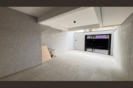 Casa à venda com 110m², 2 quartos e 2 vagas Casa à venda com 110m², 2 quartos e 2 vagasGaragem