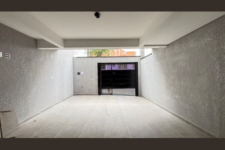 Casa à venda com 110m², 2 quartos e 2 vagas Casa à venda com 110m², 2 quartos e 2 vagasGaragem