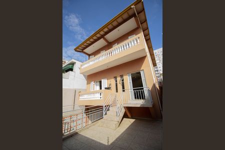 Casa à venda com 334m², 3 quartos e 4 vagas Casa à venda com 334m², 3 quartos e 4 vagasQuintal