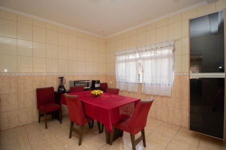 Casa à venda com 334m², 3 quartos e 4 vagas Casa à venda com 334m², 3 quartos e 4 vagasCozinha