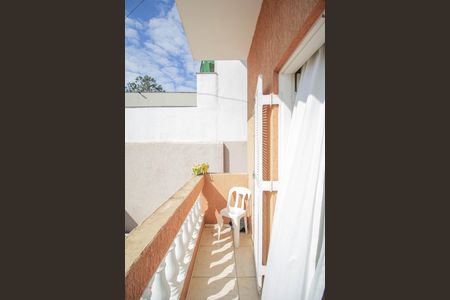 Casa à venda com 334m², 3 quartos e 4 vagas Casa à venda com 334m², 3 quartos e 4 vagasVaranda da Sala