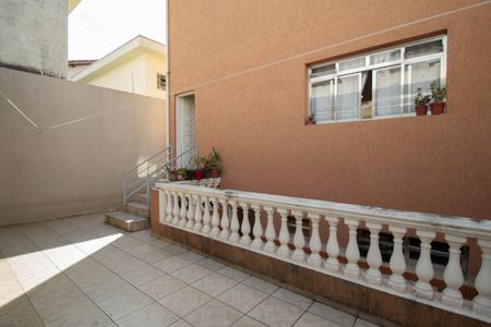 Casa à venda com 334m², 3 quartos e 4 vagas Casa à venda com 334m², 3 quartos e 4 vagasQuintal