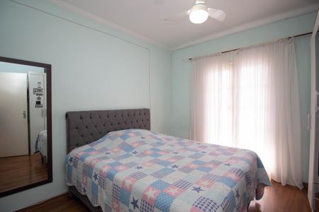 Casa à venda com 334m², 3 quartos e 4 vagas Casa à venda com 334m², 3 quartos e 4 vagasQuarto 1