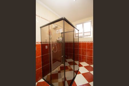 Casa à venda com 334m², 3 quartos e 4 vagas Casa à venda com 334m², 3 quartos e 4 vagasBanheiro da Suíte