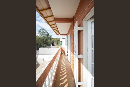 Casa à venda com 334m², 3 quartos e 4 vagas Casa à venda com 334m², 3 quartos e 4 vagasVaranda Quarto 1