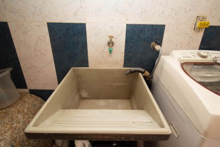 Casa à venda com 334m², 3 quartos e 4 vagas Casa à venda com 334m², 3 quartos e 4 vagasÁrea de Serviço