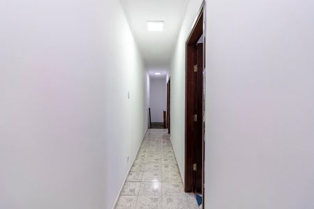 Casa à venda com 270m², 3 quartos e 3 vagas Casa à venda com 270m², 3 quartos e 3 vagasCorredor dos Quartos
