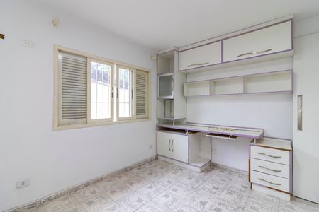 Casa à venda com 270m², 3 quartos e 3 vagas Casa à venda com 270m², 3 quartos e 3 vagasQuarto 2