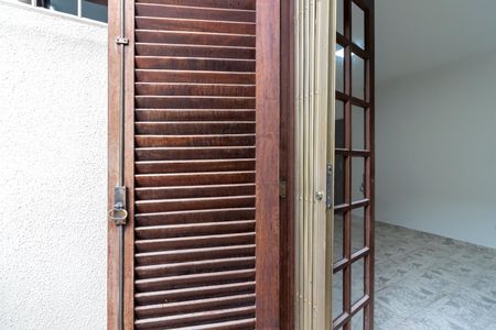 Casa à venda com 270m², 3 quartos e 3 vagas Casa à venda com 270m², 3 quartos e 3 vagasVaranda do Quarto