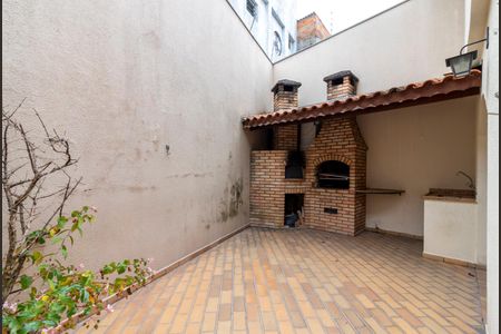 Casa à venda com 270m², 3 quartos e 3 vagas Casa à venda com 270m², 3 quartos e 3 vagasQuintal