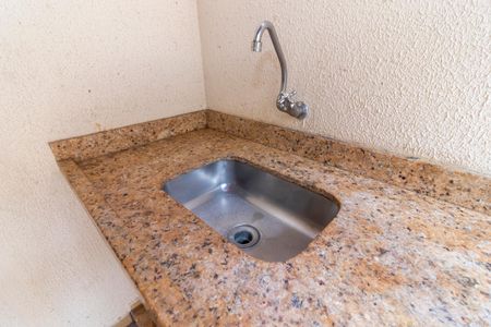 Casa à venda com 270m², 3 quartos e 3 vagas Casa à venda com 270m², 3 quartos e 3 vagasQuintal - Churrasqueira