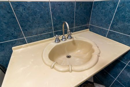 Casa à venda com 270m², 3 quartos e 3 vagas Casa à venda com 270m², 3 quartos e 3 vagasBanheiro 2