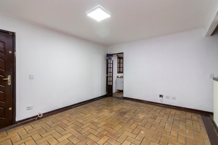 Casa à venda com 270m², 3 quartos e 3 vagas Casa à venda com 270m², 3 quartos e 3 vagasSala