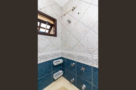 Casa à venda com 270m², 3 quartos e 3 vagas Casa à venda com 270m², 3 quartos e 3 vagasBanheiro 2