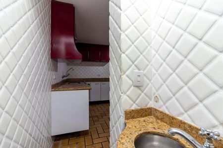 Casa à venda com 270m², 3 quartos e 3 vagas Casa à venda com 270m², 3 quartos e 3 vagasLavatório