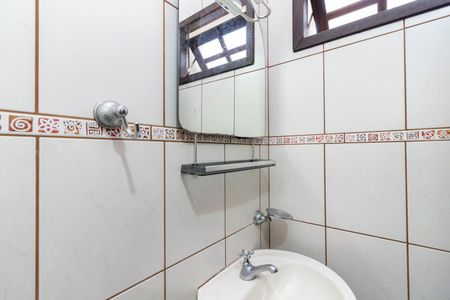 Casa à venda com 270m², 3 quartos e 3 vagas Casa à venda com 270m², 3 quartos e 3 vagasBanheiro da Suíte