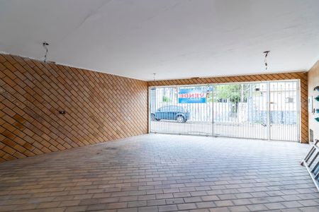 Casa à venda com 270m², 3 quartos e 3 vagas Casa à venda com 270m², 3 quartos e 3 vagasGaragem