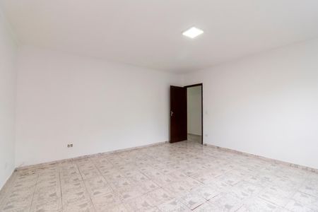 Casa à venda com 270m², 3 quartos e 3 vagas Casa à venda com 270m², 3 quartos e 3 vagasSuíte