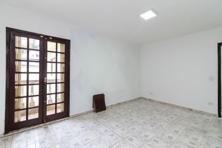 Casa à venda com 270m², 3 quartos e 3 vagas Casa à venda com 270m², 3 quartos e 3 vagasQuarto