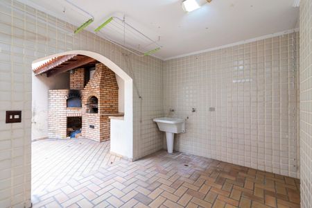 Casa à venda com 270m², 3 quartos e 3 vagas Casa à venda com 270m², 3 quartos e 3 vagasÁrea de Serviço