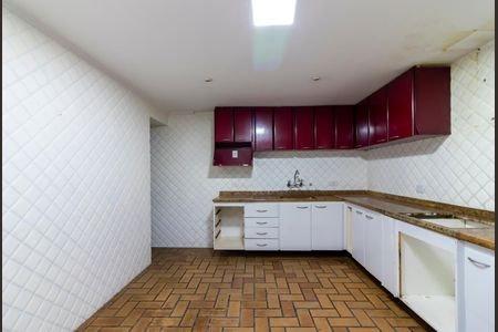 Casa à venda com 270m², 3 quartos e 3 vagas Casa à venda com 270m², 3 quartos e 3 vagasCozinha