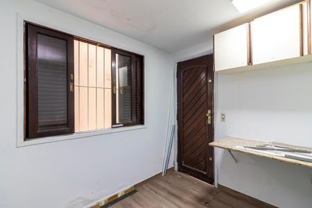 Casa à venda com 270m², 3 quartos e 3 vagas Casa à venda com 270m², 3 quartos e 3 vagasQuarto de Serviço / Escritório