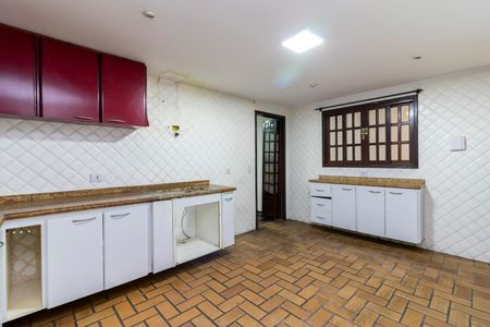 Casa à venda com 270m², 3 quartos e 3 vagas Casa à venda com 270m², 3 quartos e 3 vagasCozinha
