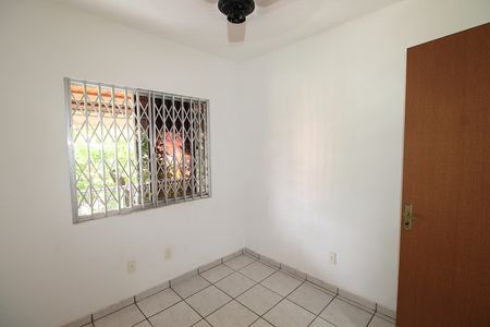 Apartamento à venda com 76m², 3 quartos e 1 vagaQuarto 2