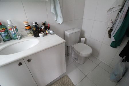 Apartamento à venda com 70m², 3 quartos e 1 vagaBanheiro da suíte
