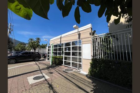 Apartamento à venda com 70m², 3 quartos e 1 vagaFachada