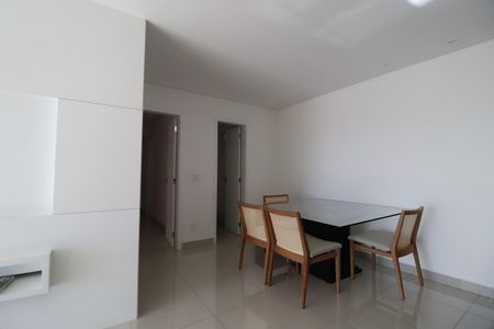 Apartamento para alugar com 110m², 3 quartos e 2 vagasSala