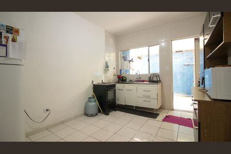 Casa à venda com 75m², 2 quartos e 2 vagasCozinha