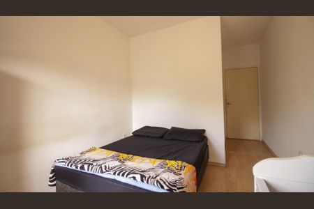 Casa à venda com 75m², 2 quartos e 2 vagasSuíte 2