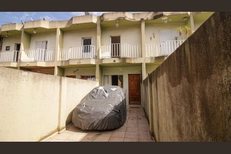 Casa à venda com 75m², 2 quartos e 2 vagasGaragem