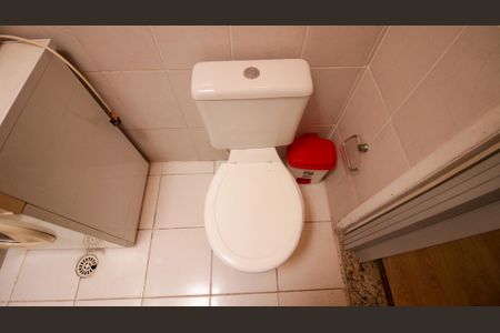 Casa à venda com 75m², 2 quartos e 2 vagasBanheiro da Suíte 1