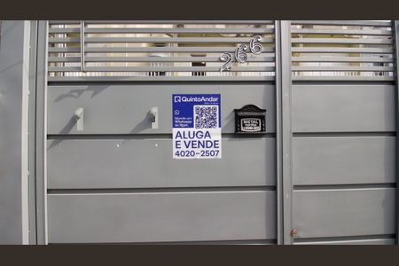 Casa à venda com 75m², 2 quartos e 2 vagasPlaca