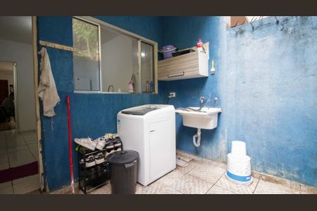 Casa à venda com 75m², 2 quartos e 2 vagasÁrea de Serviço