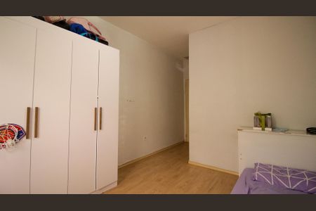 Casa à venda com 75m², 2 quartos e 2 vagasSuíte 1