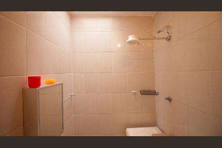 Casa à venda com 75m², 2 quartos e 2 vagasBanheiro da Suíte 1