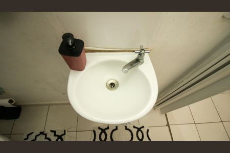 Casa à venda com 75m², 2 quartos e 2 vagasBanheiro Social