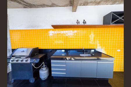 Casa à venda com 300m², 3 quartos e 2 vagas Casa à venda com 300m², 3 quartos e 2 vagasÁrea Externa