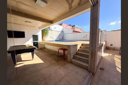 Casa à venda com 300m², 3 quartos e 2 vagas Casa à venda com 300m², 3 quartos e 2 vagasÁrea Externa