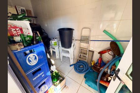 Casa à venda com 300m², 3 quartos e 2 vagas Casa à venda com 300m², 3 quartos e 2 vagasÁrea Externa